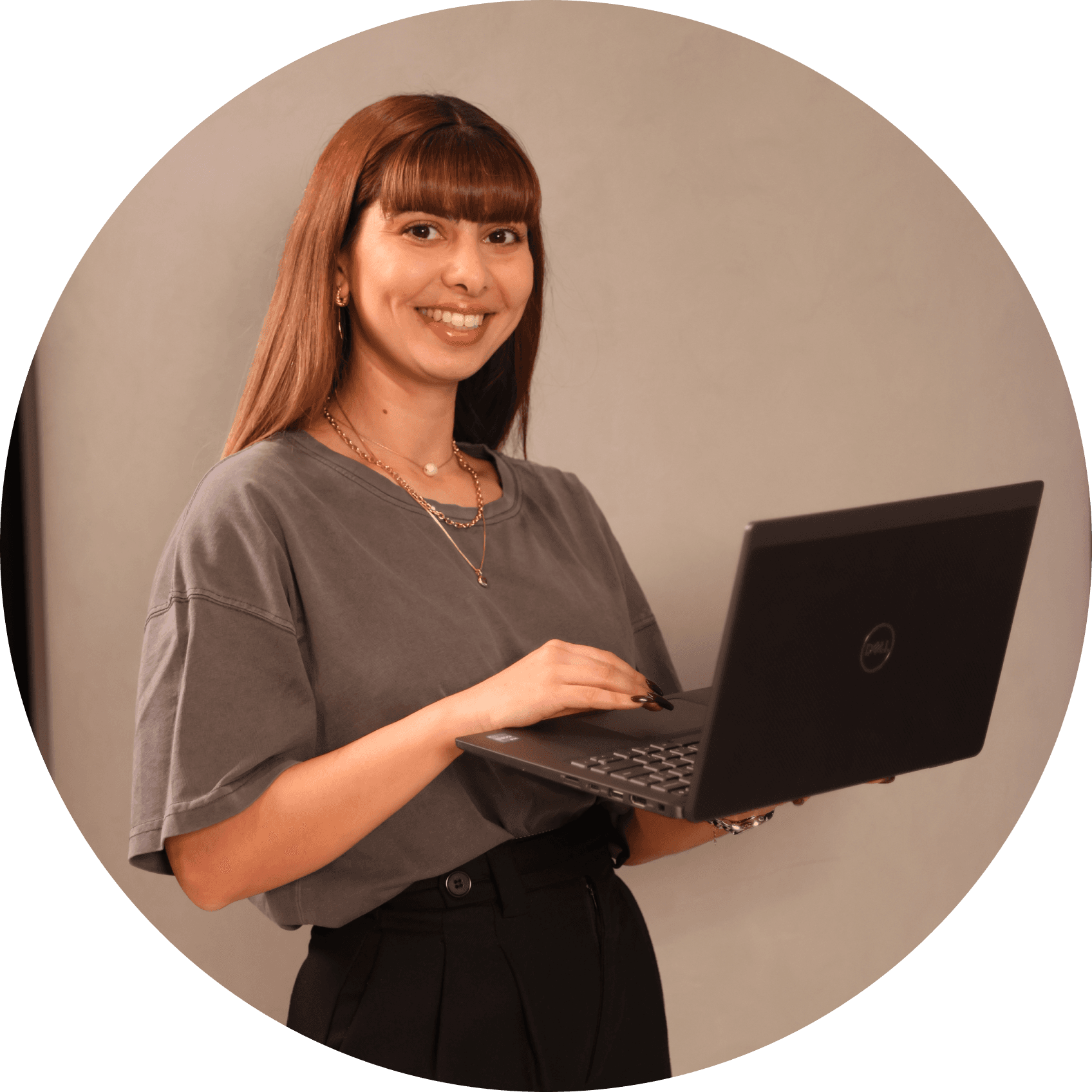 לינוי מזוז, עוזרת אישית למנכ"ל | אשטרום נכסים